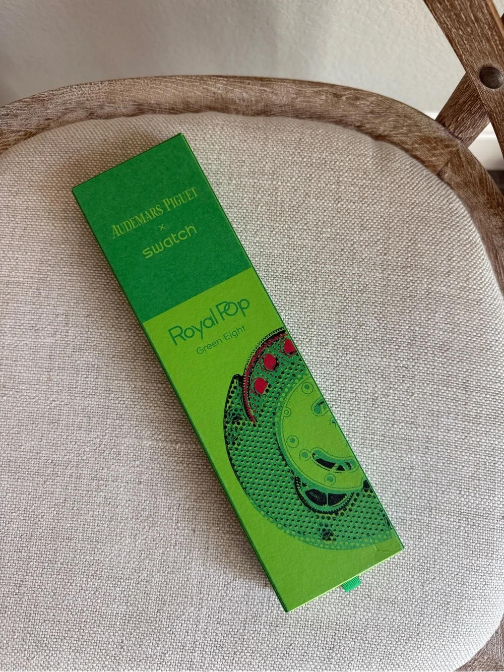 Swatch Royal pop green eight watch